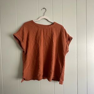 Faherty tshirt- Medium